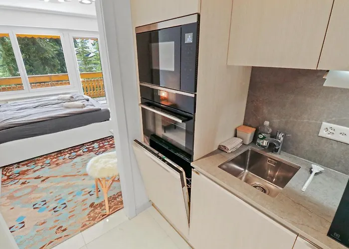 Paisible Et Chaleureux * كرانز مونتانا